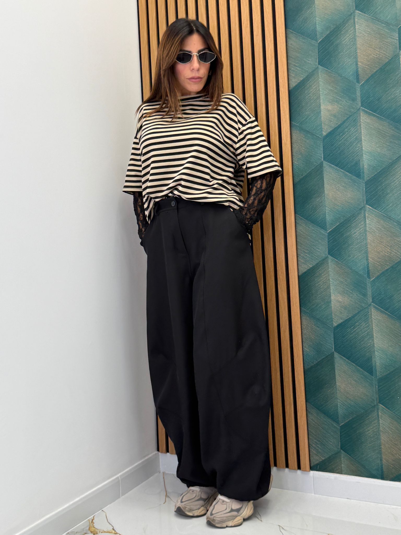 T-shirt con pizzo 21378