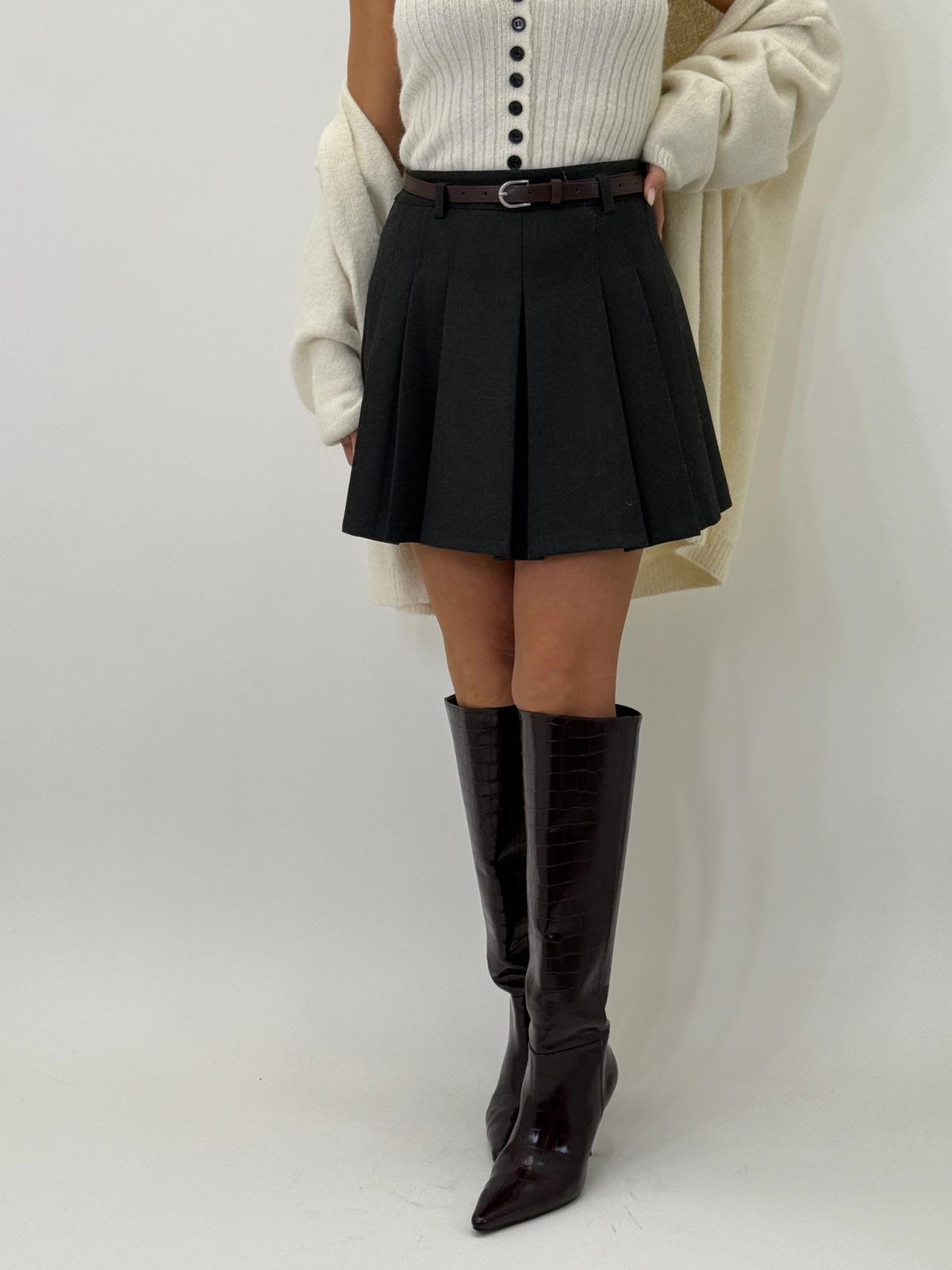 Gonna con pieghe 8668